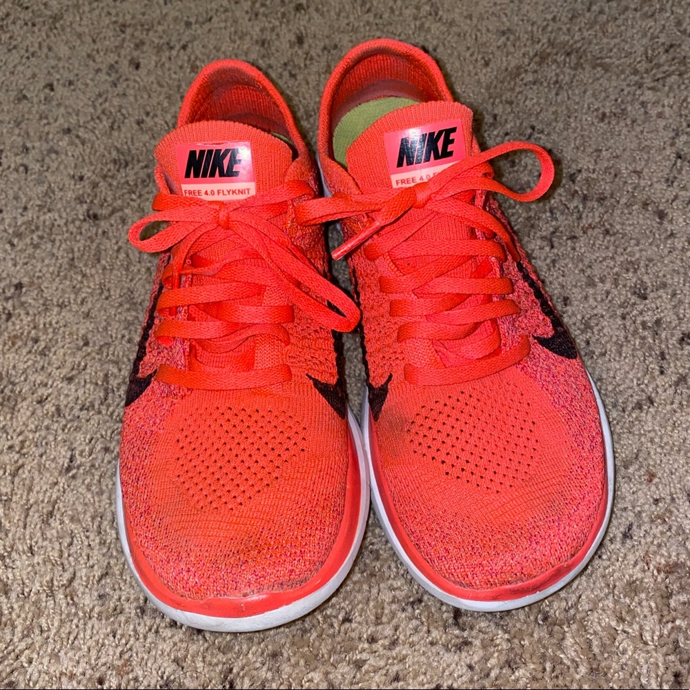 Nike 4.0 Tennis Shoes